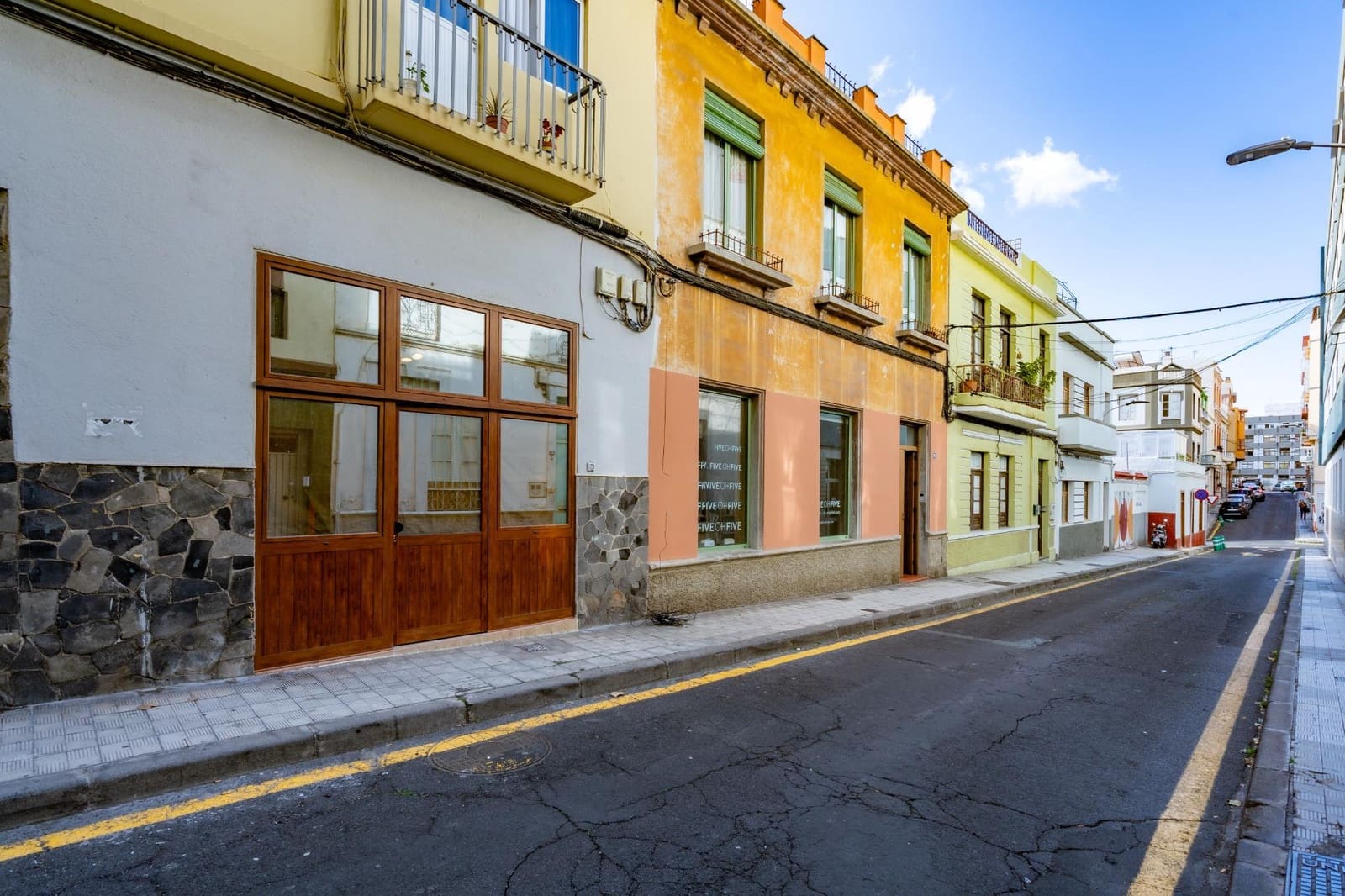 2 bedroom Flat for sale in Santa Cruz de Tenerife - € 299,900 (Ref: 9605057)