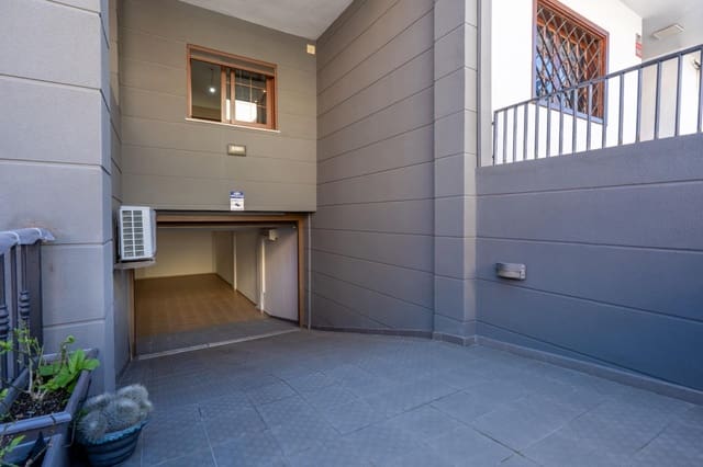 5 sypialnia Dom szeregowy na sprzedaż w San Cristóbal de La Laguna z garażem - 595 000 € (Ref: 9605058)