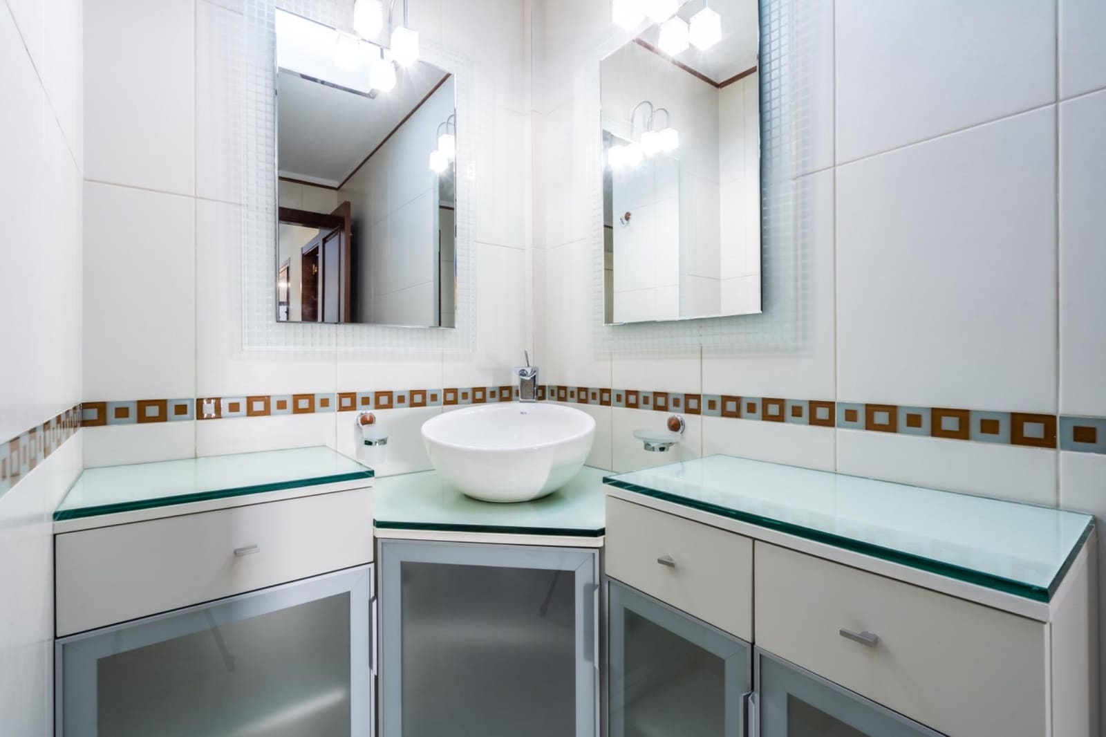 5 sypialnia Dom szeregowy na sprzedaż w San Cristobal de La Laguna z garażem - 595 000 € (Ref: 9605058)