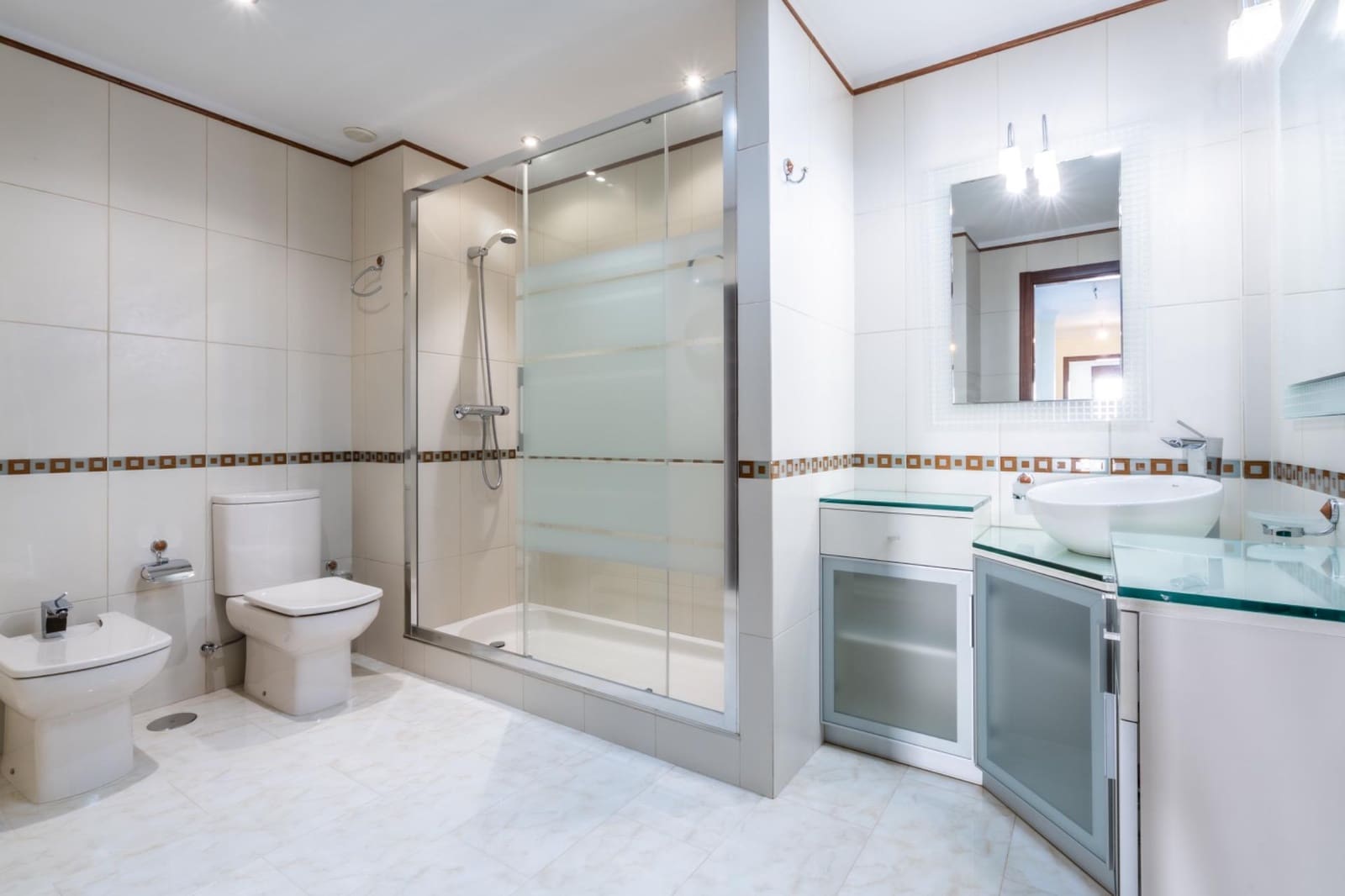 5 sypialnia Dom szeregowy na sprzedaż w San Cristobal de La Laguna z garażem - 595 000 € (Ref: 9605058)