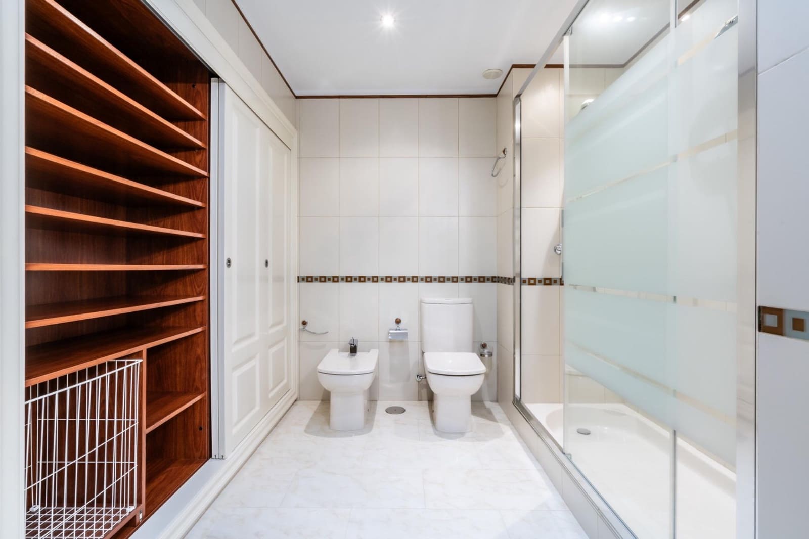 5 sypialnia Dom szeregowy na sprzedaż w San Cristobal de La Laguna z garażem - 595 000 € (Ref: 9605058)