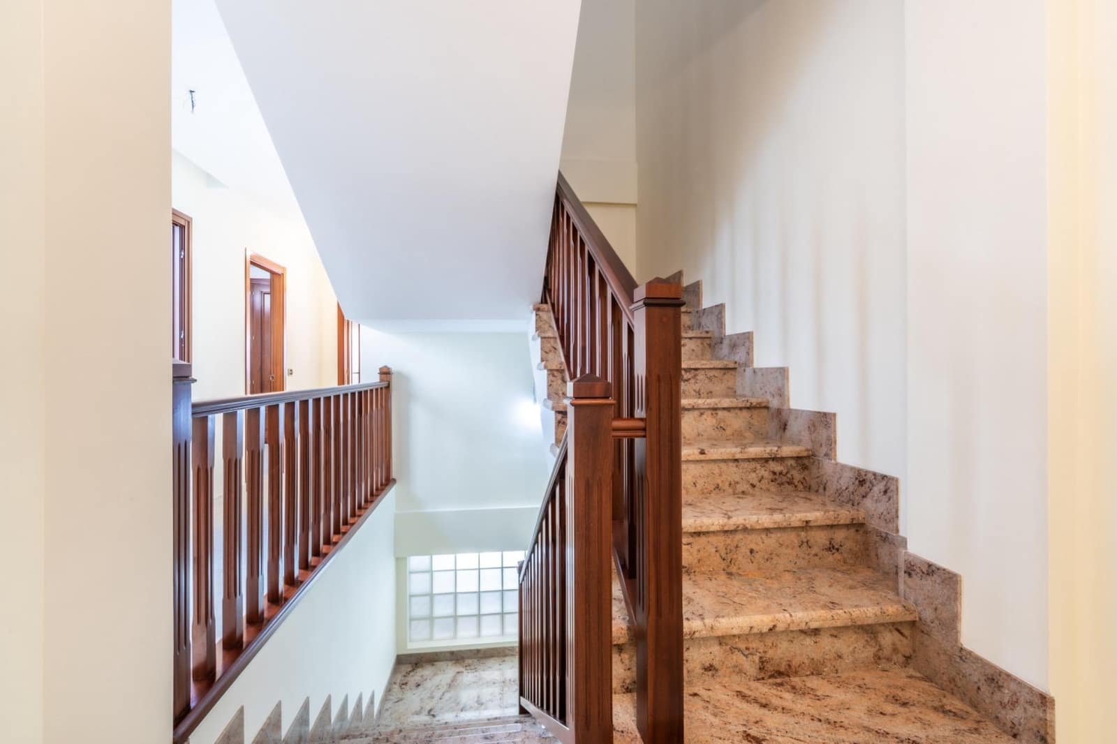 5 sypialnia Dom szeregowy na sprzedaż w San Cristobal de La Laguna z garażem - 595 000 € (Ref: 9605058)