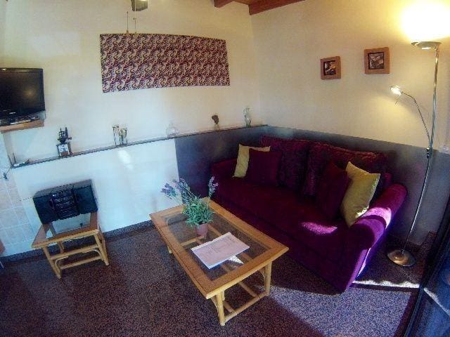 Chalet de 11 habitaciones en Alcala en venta con piscina - 2.799.000 € (Ref: 9619359)