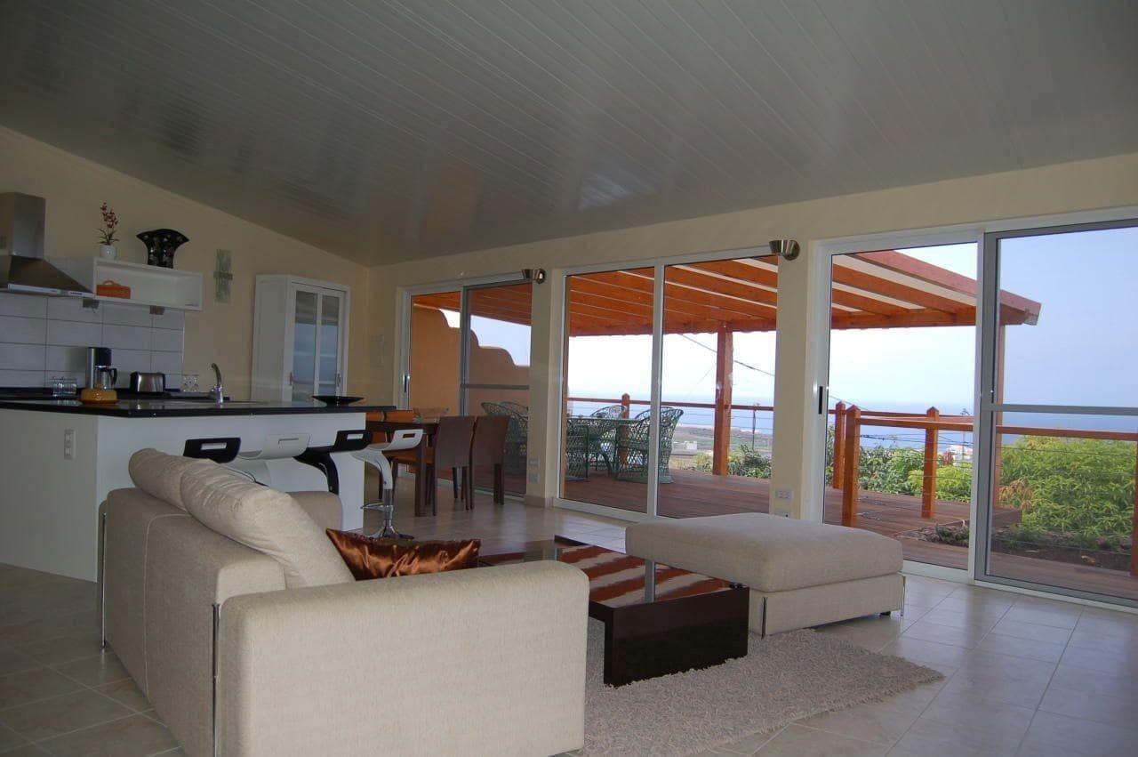 Chalet de 11 habitaciones en Alcala en venta con piscina - 2.799.000 € (Ref: 9619359)