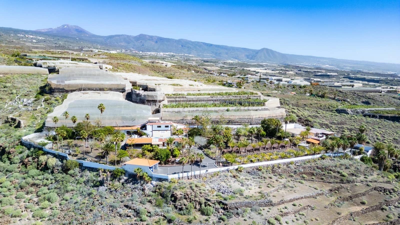Chalet de 11 habitaciones en Alcala en venta con piscina - 2.799.000 € (Ref: 9619359)