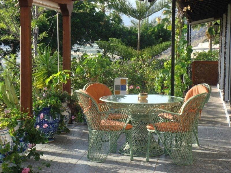 Chalet de 11 habitaciones en Alcala en venta con piscina - 2.799.000 € (Ref: 9619359)
