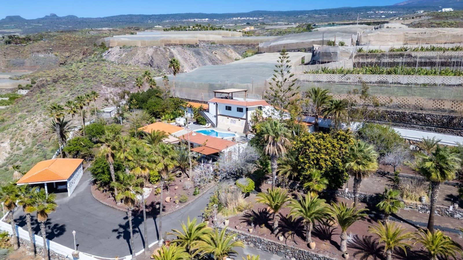 Chalet de 11 habitaciones en Alcala en venta con piscina - 2.799.000 € (Ref: 9619359)