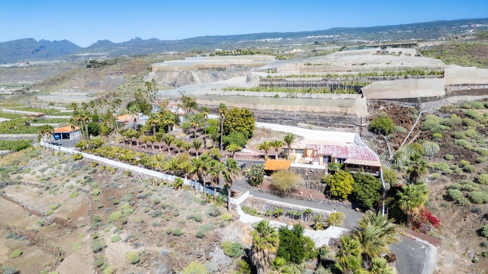 Chalet de 11 habitaciones en Alcala en venta con piscina - 2.799.000 € (Ref: 9619359)