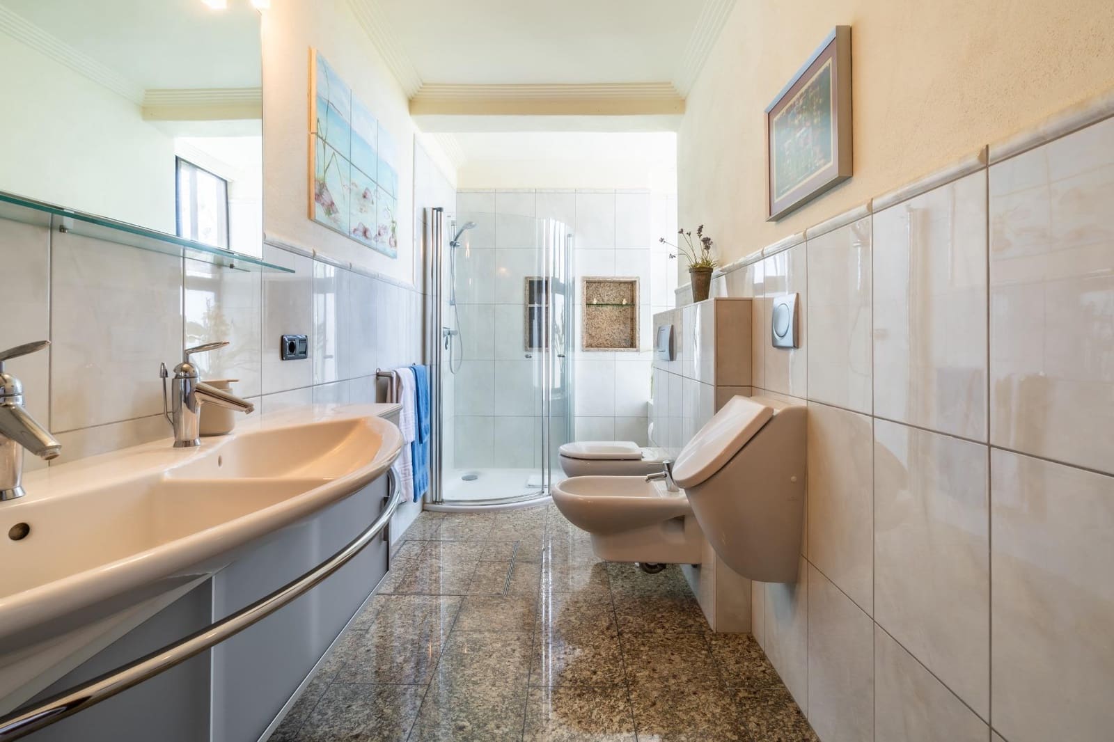 11 soveværelse Villa til salg i Alcala med swimmingpool - € 2.799.000 (Ref: 9619359)