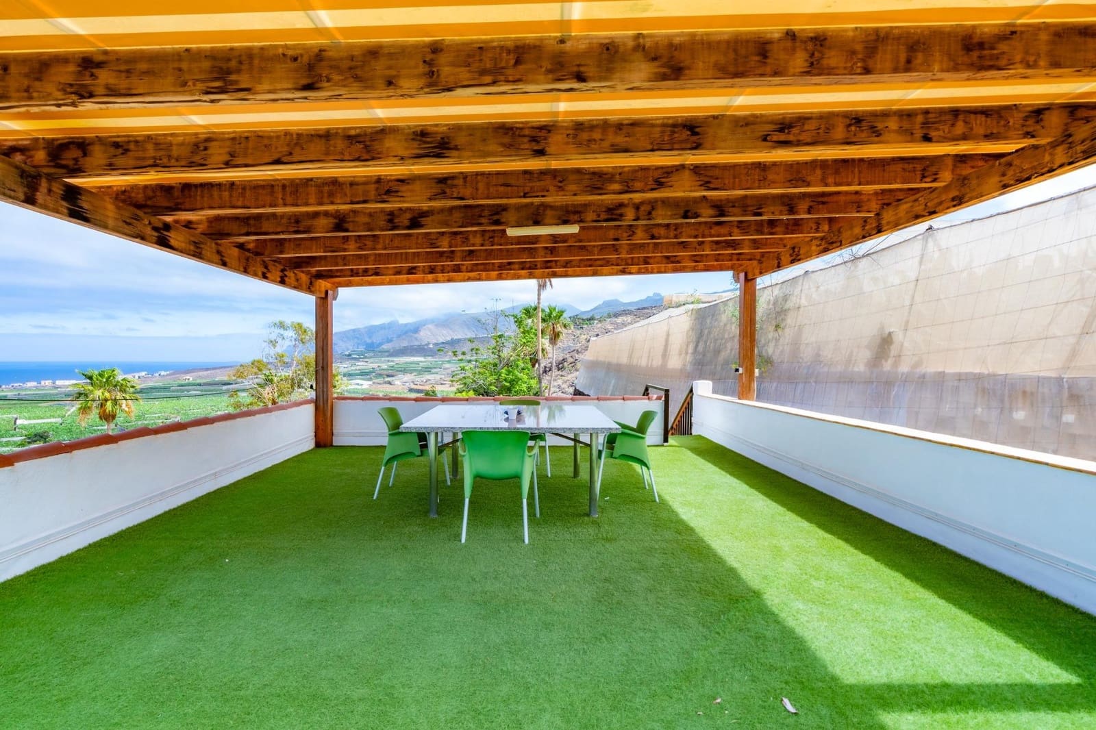11 soveværelse Villa til salg i Alcala med swimmingpool - € 2.799.000 (Ref: 9619359)