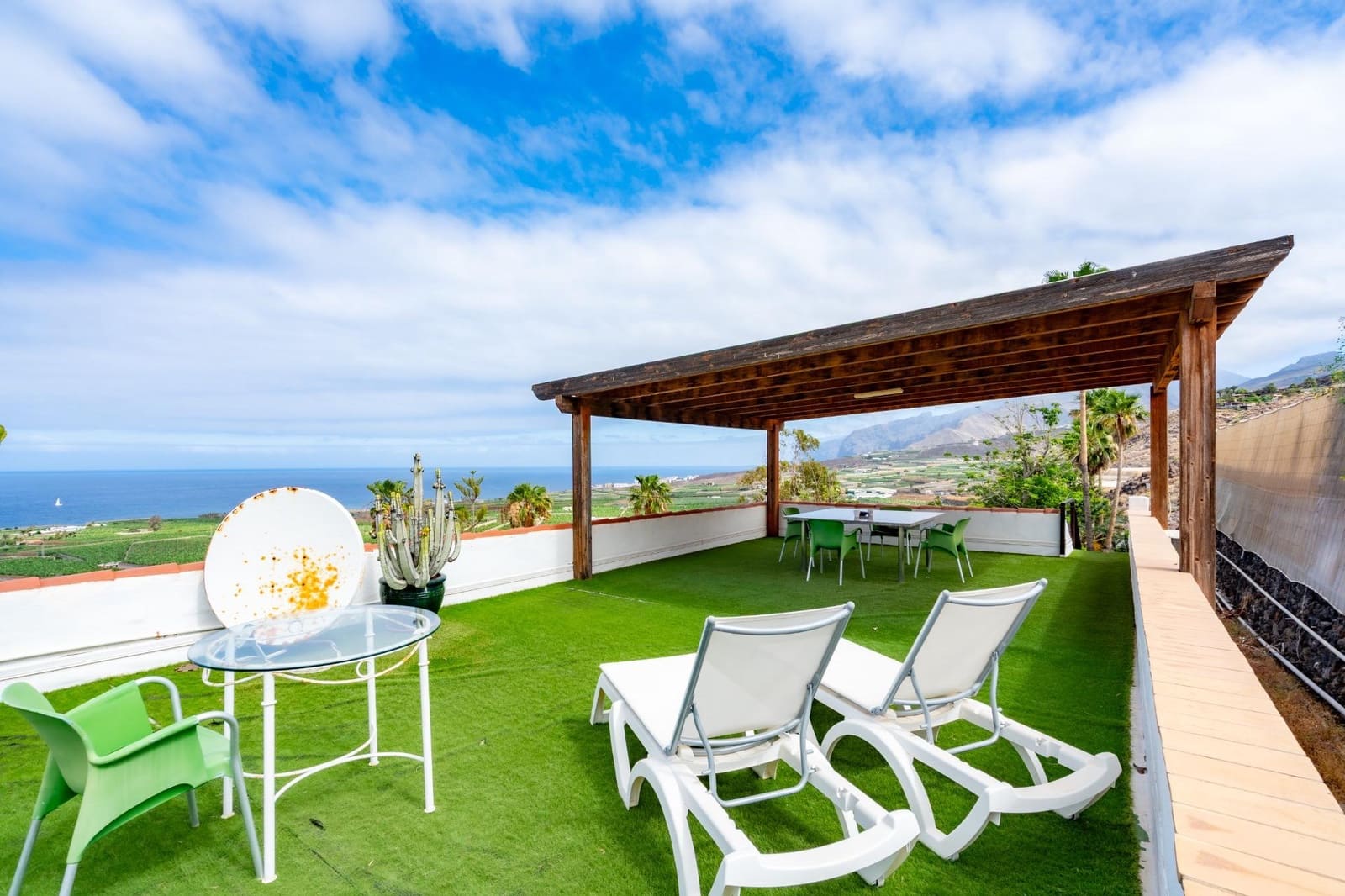 11 soveværelse Villa til salg i Alcala med swimmingpool - € 2.799.000 (Ref: 9619359)