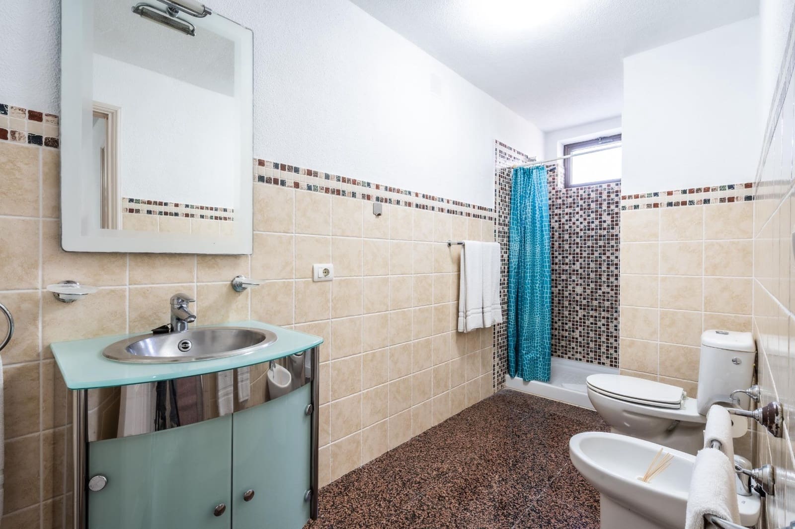 11 soveværelse Villa til salg i Alcala med swimmingpool - € 2.799.000 (Ref: 9619359)