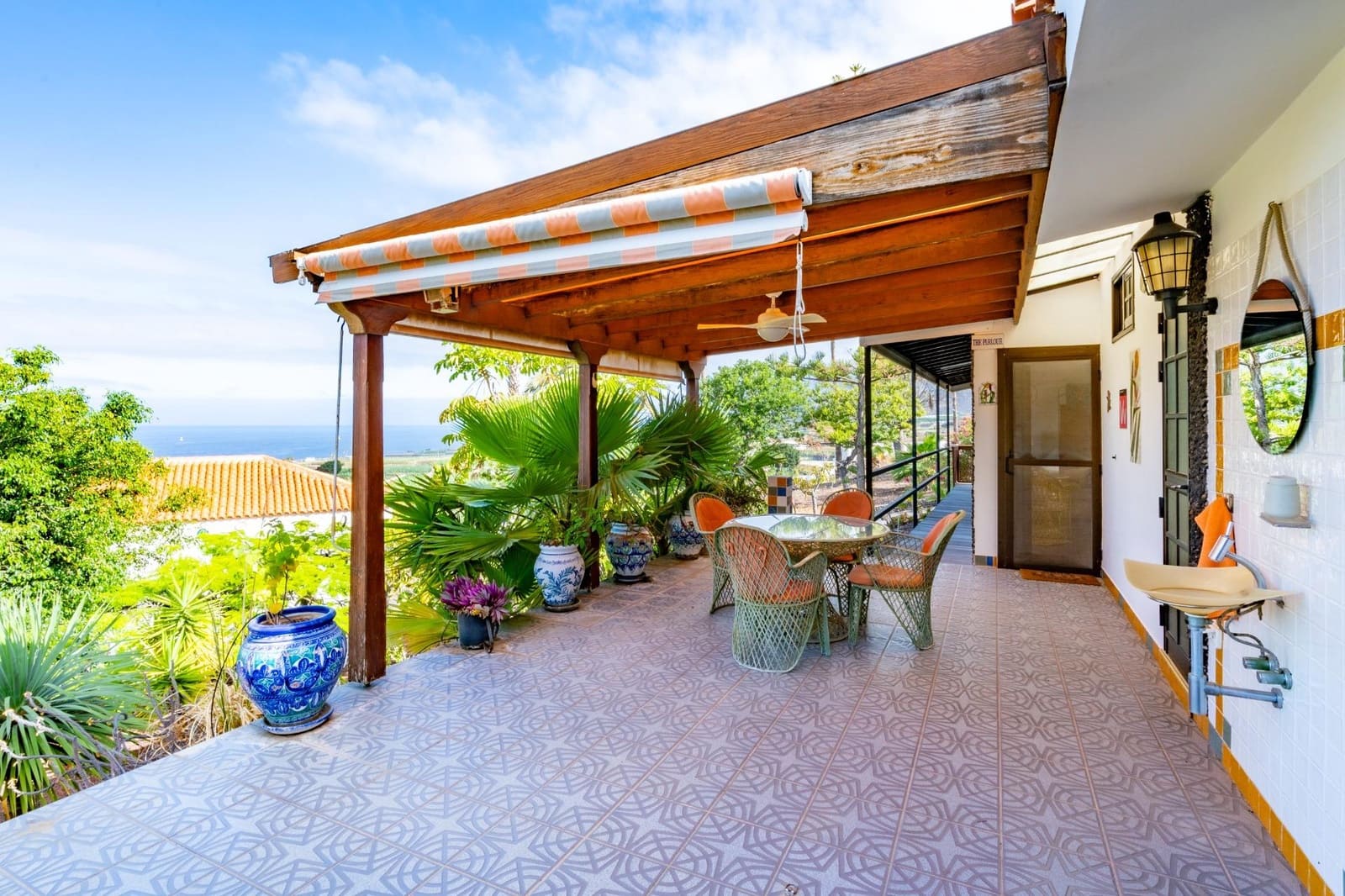 11 soveværelse Villa til salg i Alcala med swimmingpool - € 2.799.000 (Ref: 9619359)
