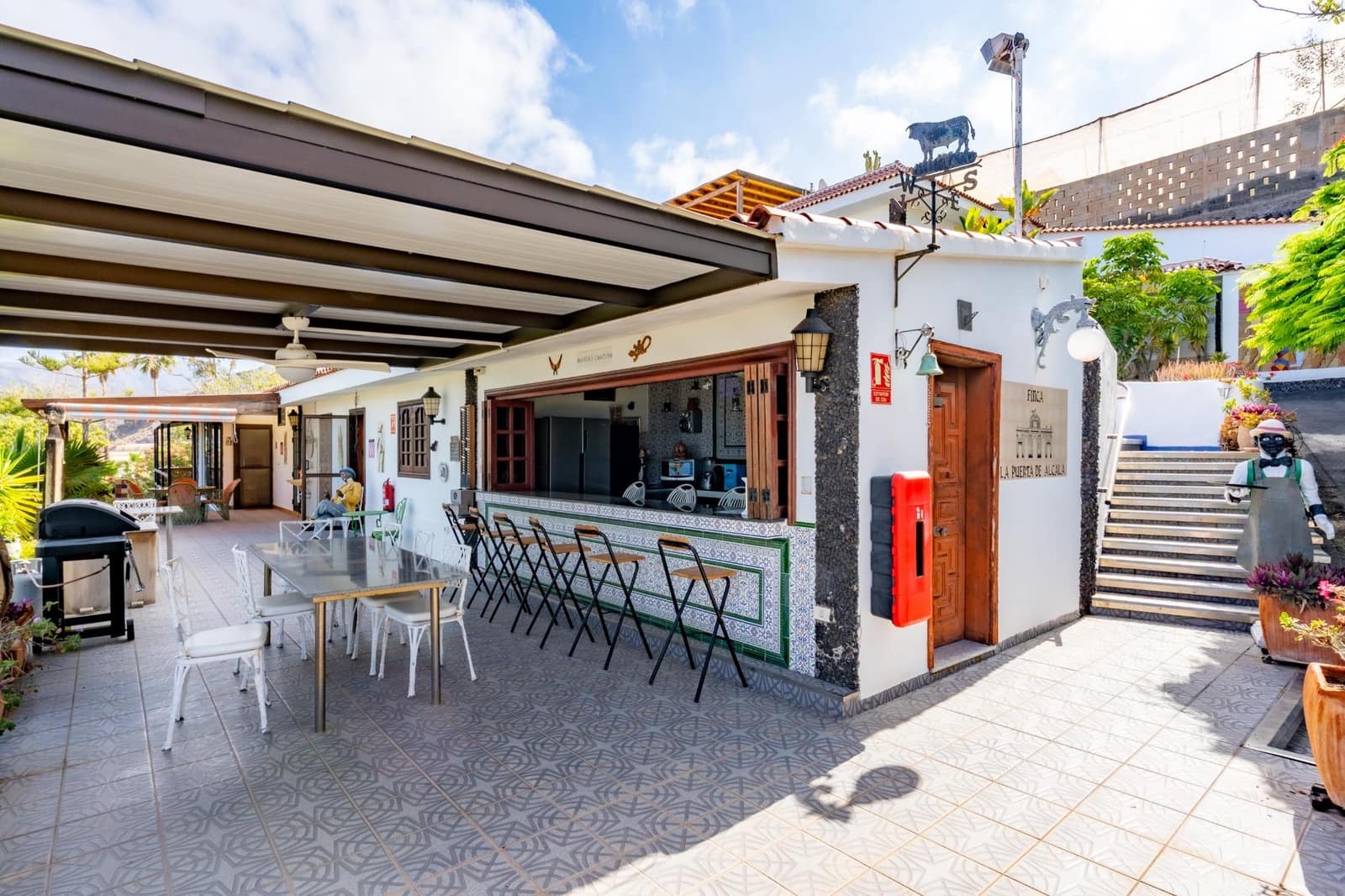 11 soveværelse Villa til salg i Alcala med swimmingpool - € 2.799.000 (Ref: 9619359)