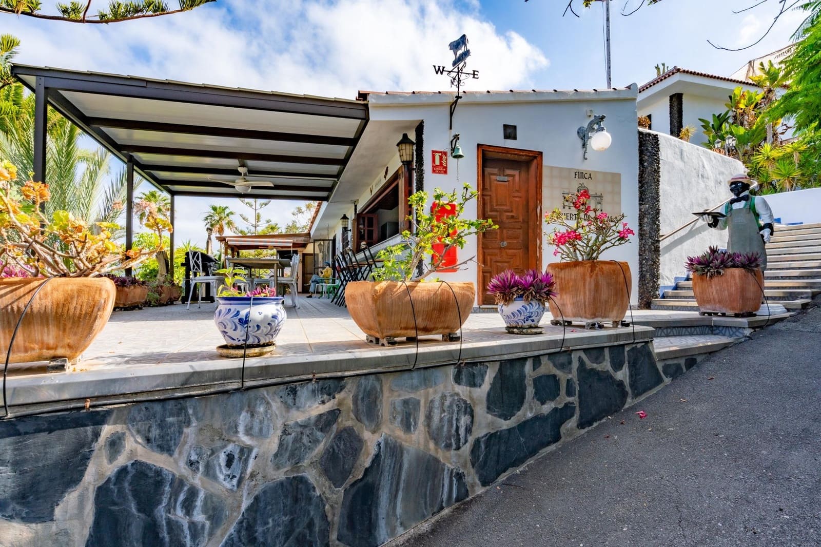 11 soveværelse Villa til salg i Alcala med swimmingpool - € 2.799.000 (Ref: 9619359)
