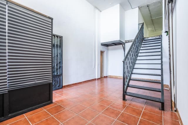 Commercial for sale in San Isidro de Abona, Granadilla de Abona - € 96,000 (Ref: 9625770)