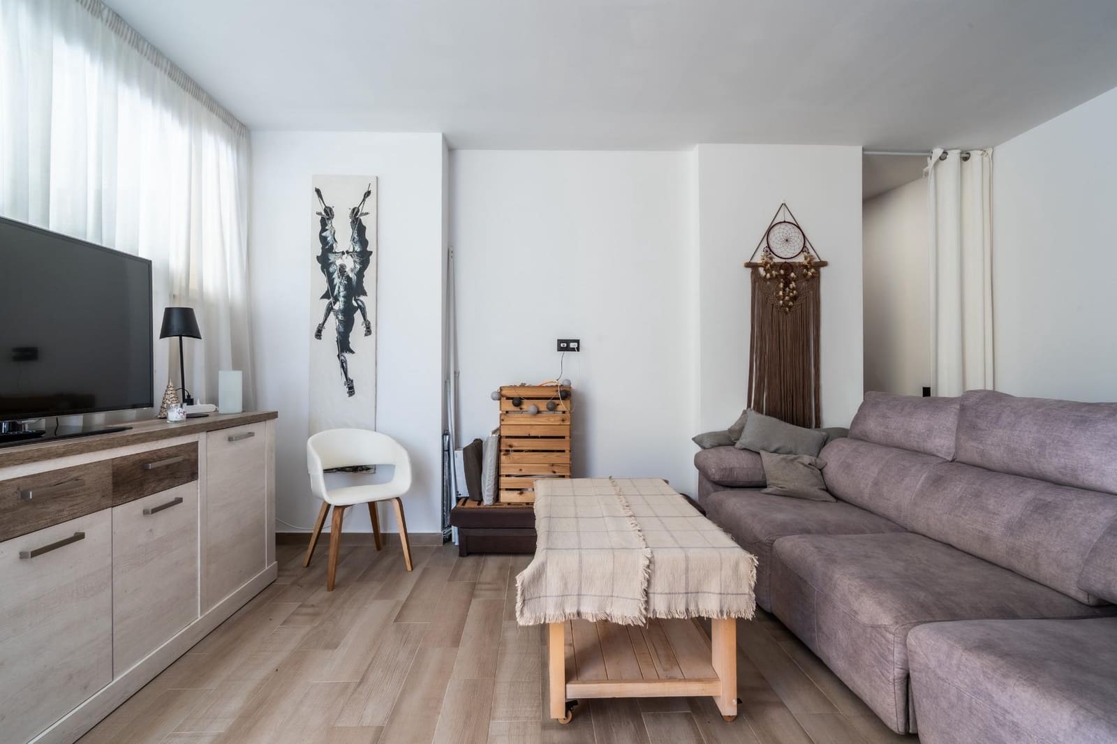 2 bedroom Apartment for sale in Los Cristianos - € 349,000 (Ref: 9634391)