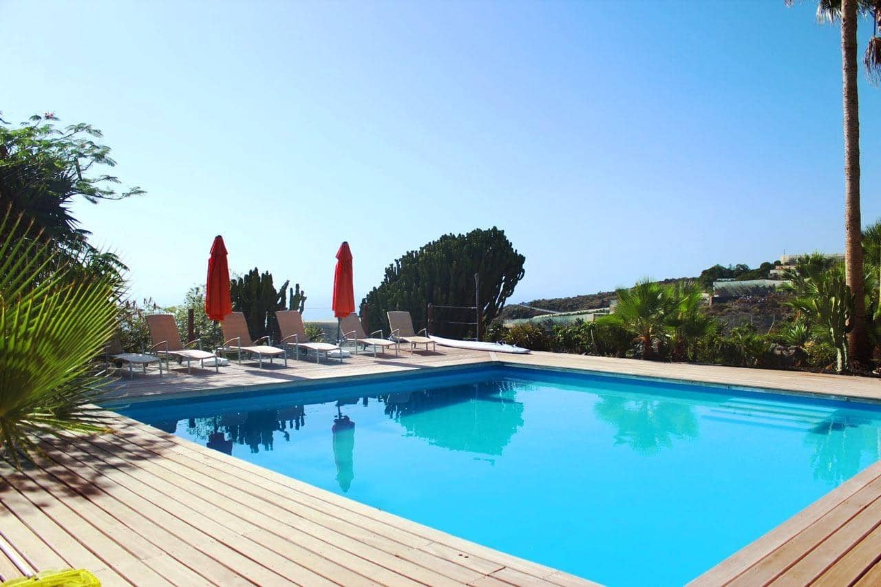 14 quarto Moradia para venda em Guia de Isora com piscina - 2 499 000 € (Ref: 9670761)