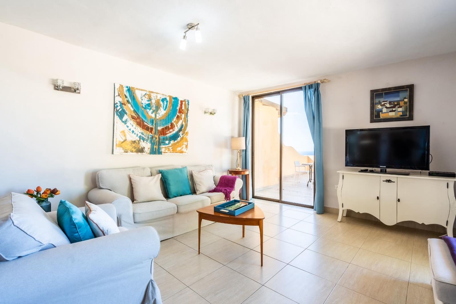 14 quarto Moradia para venda em Guia de Isora com piscina - 2 499 000 € (Ref: 9670761)