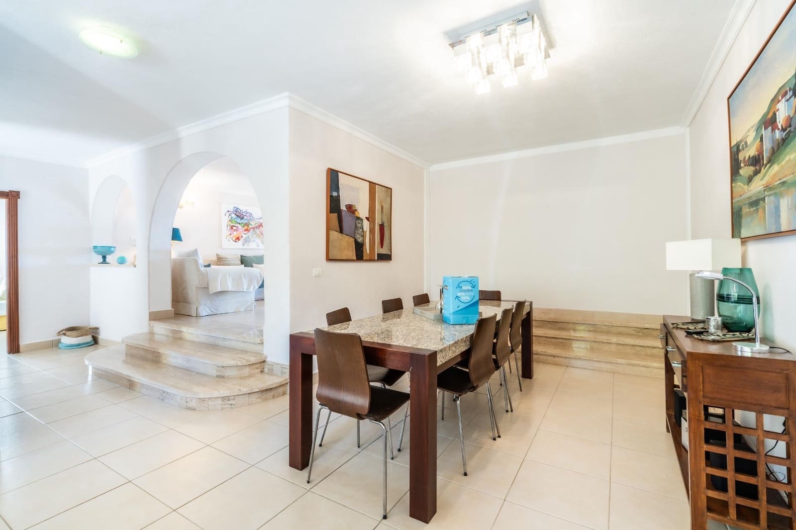 14 quarto Moradia para venda em Guia de Isora com piscina - 2 499 000 € (Ref: 9670761)