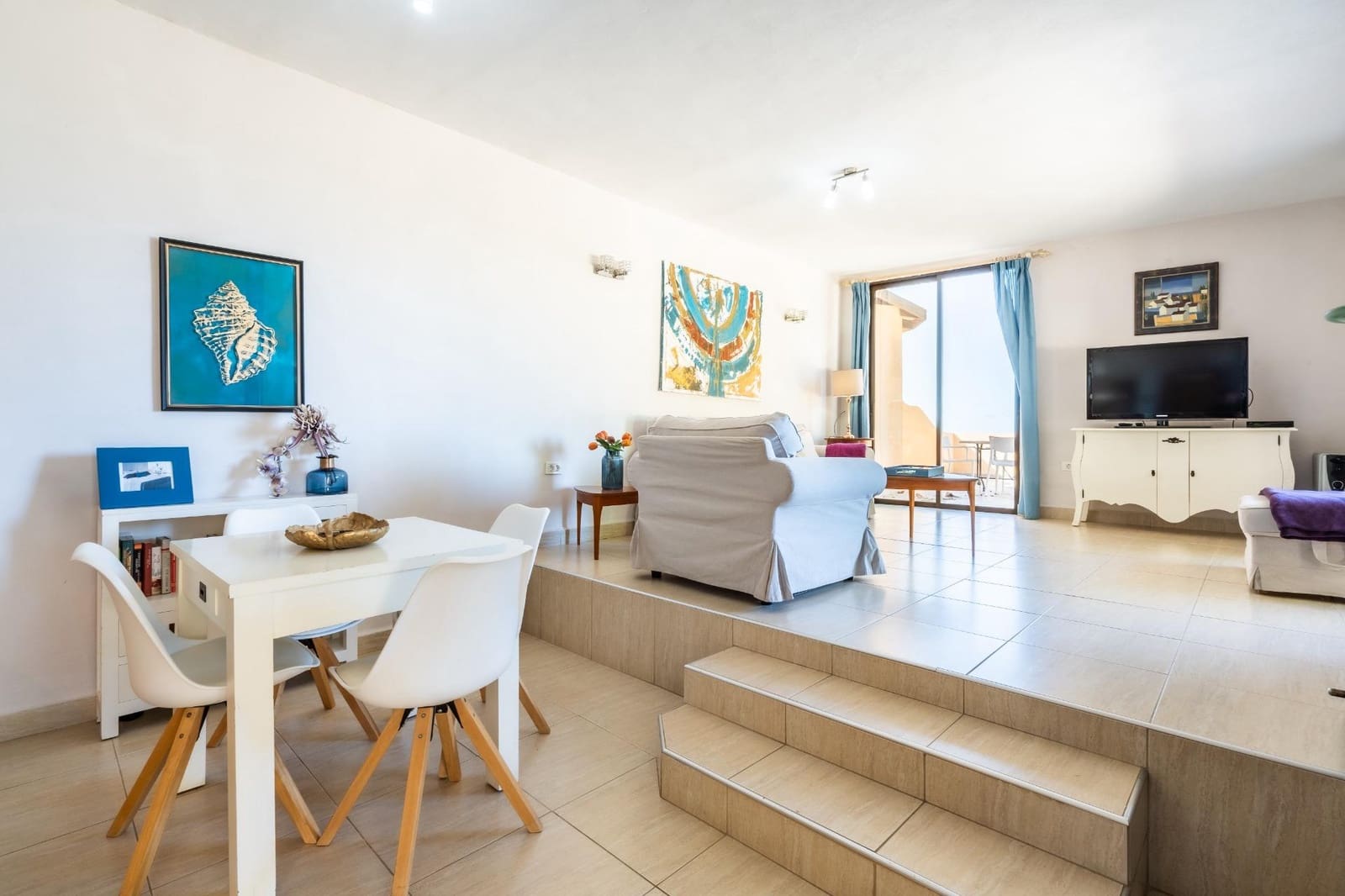 14 quarto Moradia para venda em Guia de Isora com piscina - 2 499 000 € (Ref: 9670761)