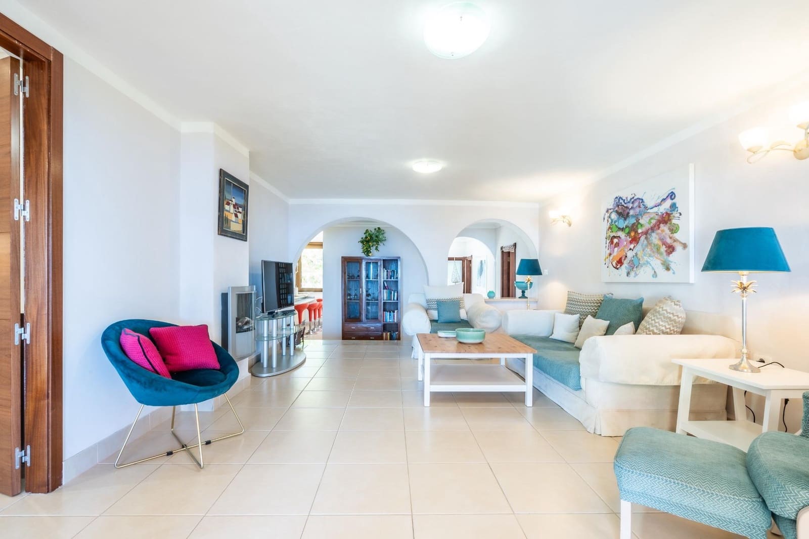 14 bedroom Villa for sale in Guia de Isora with pool - € 2,499,000 (Ref: 9670761)
