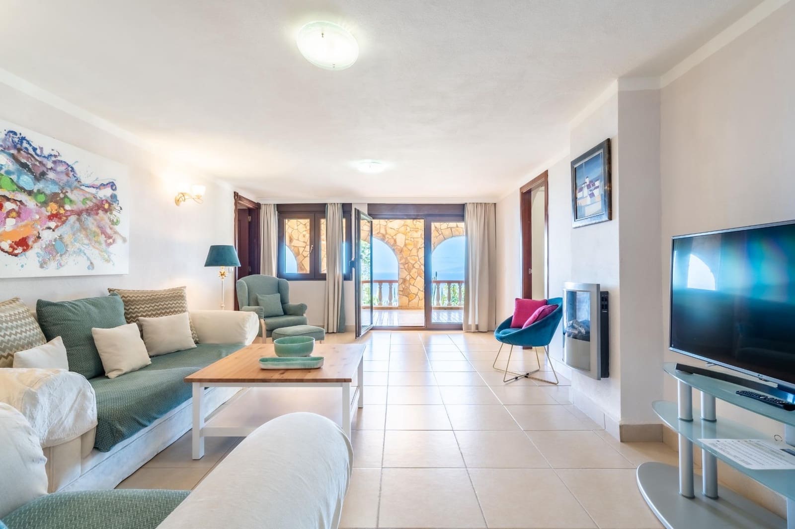 14 bedroom Villa for sale in Guia de Isora with pool - € 2,499,000 (Ref: 9670761)