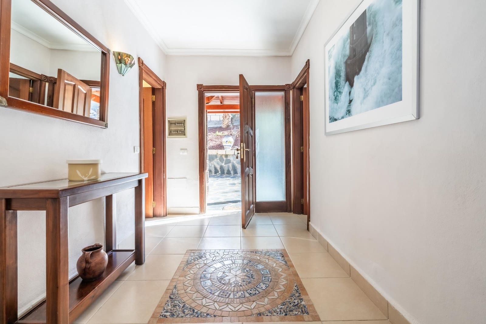 14 bedroom Villa for sale in Guia de Isora with pool - € 2,499,000 (Ref: 9670761)