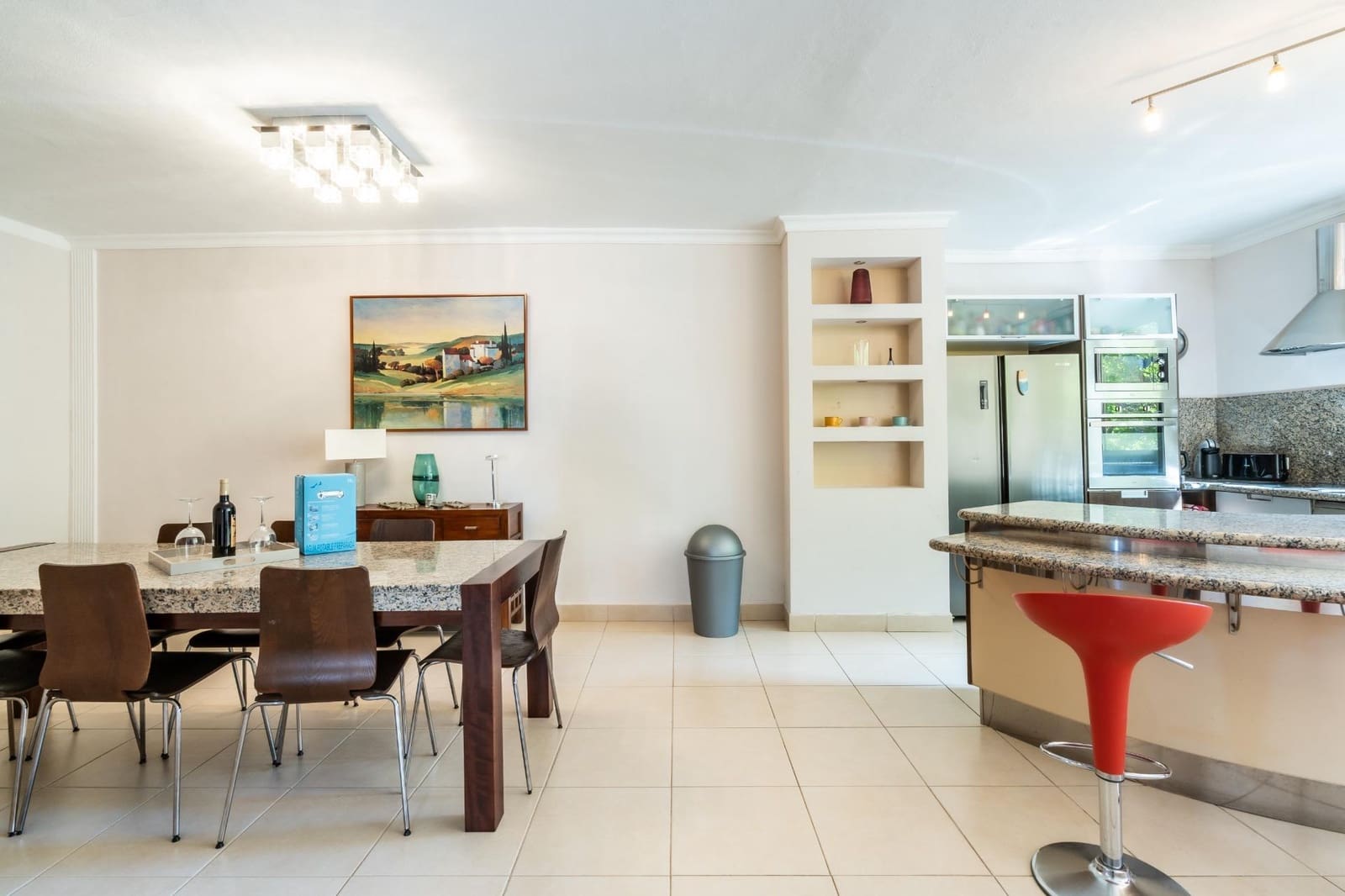 14 bedroom Villa for sale in Guia de Isora with pool - € 2,499,000 (Ref: 9670761)