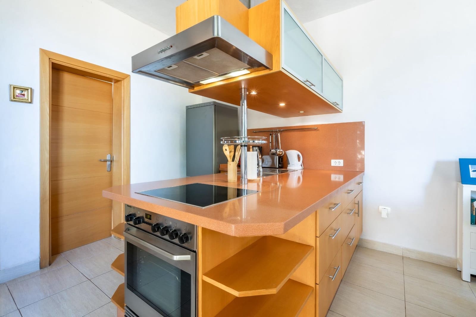 14 bedroom Villa for sale in Guia de Isora with pool - € 2,499,000 (Ref: 9670761)