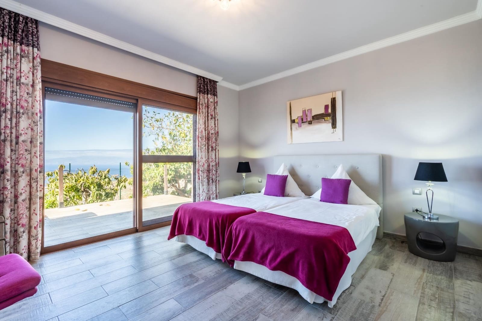 14 bedroom Villa for sale in Guia de Isora with pool - € 2,499,000 (Ref: 9670761)