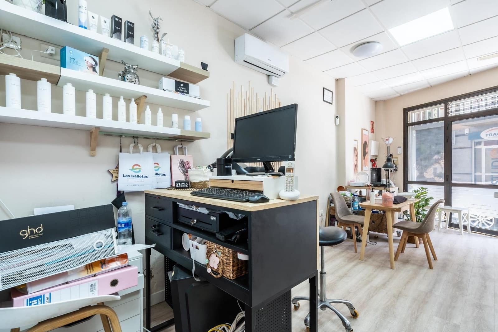 Erhverv til leje i Arona - € 650 (Ref: 9674308)