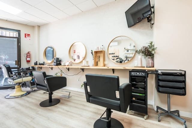 Erhverv til leje i Las Galletas, Arona - € 650 (Ref: 9674308)