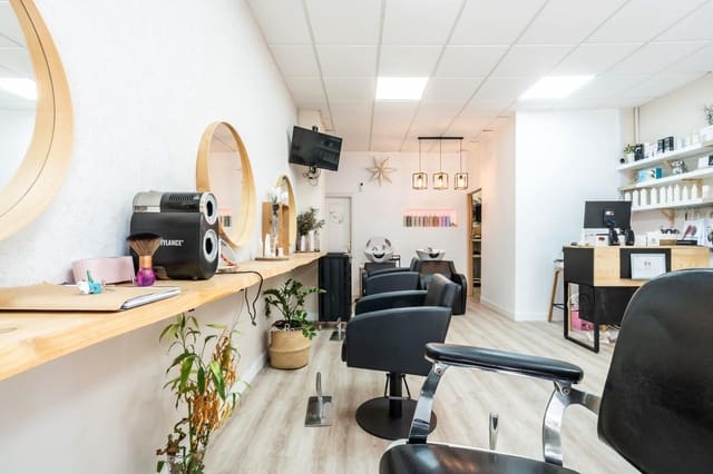 Erhverv til leje i Las Galletas, Arona - € 650 (Ref: 9674308)