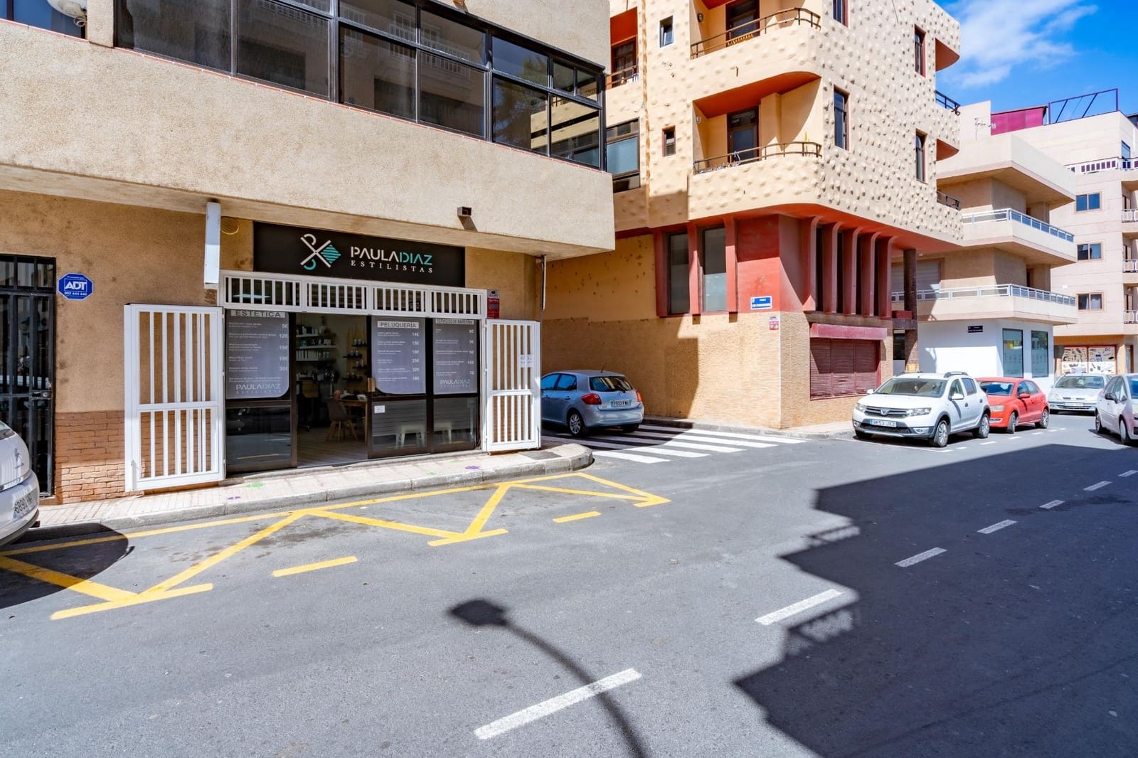 Erhverv til leje i Arona - € 650 (Ref: 9674308)