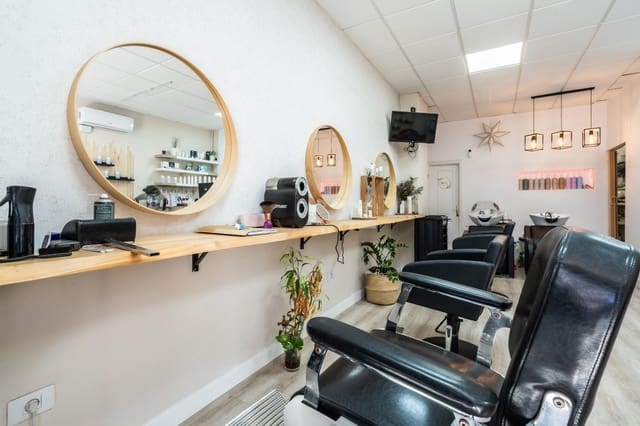 Kommersiell til leie i Las Galletas, Arona - € 650 (Ref: 9674308)