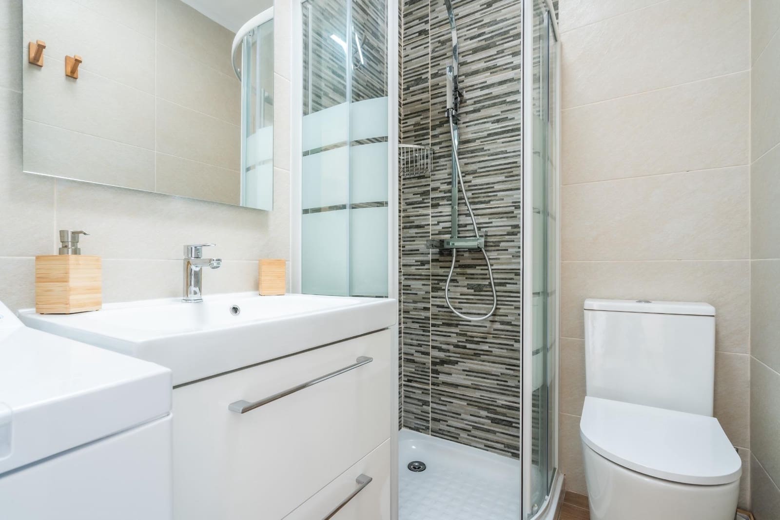 1 bedroom Studio for rent in Arona with pool - € 800 (Ref: 9732208)