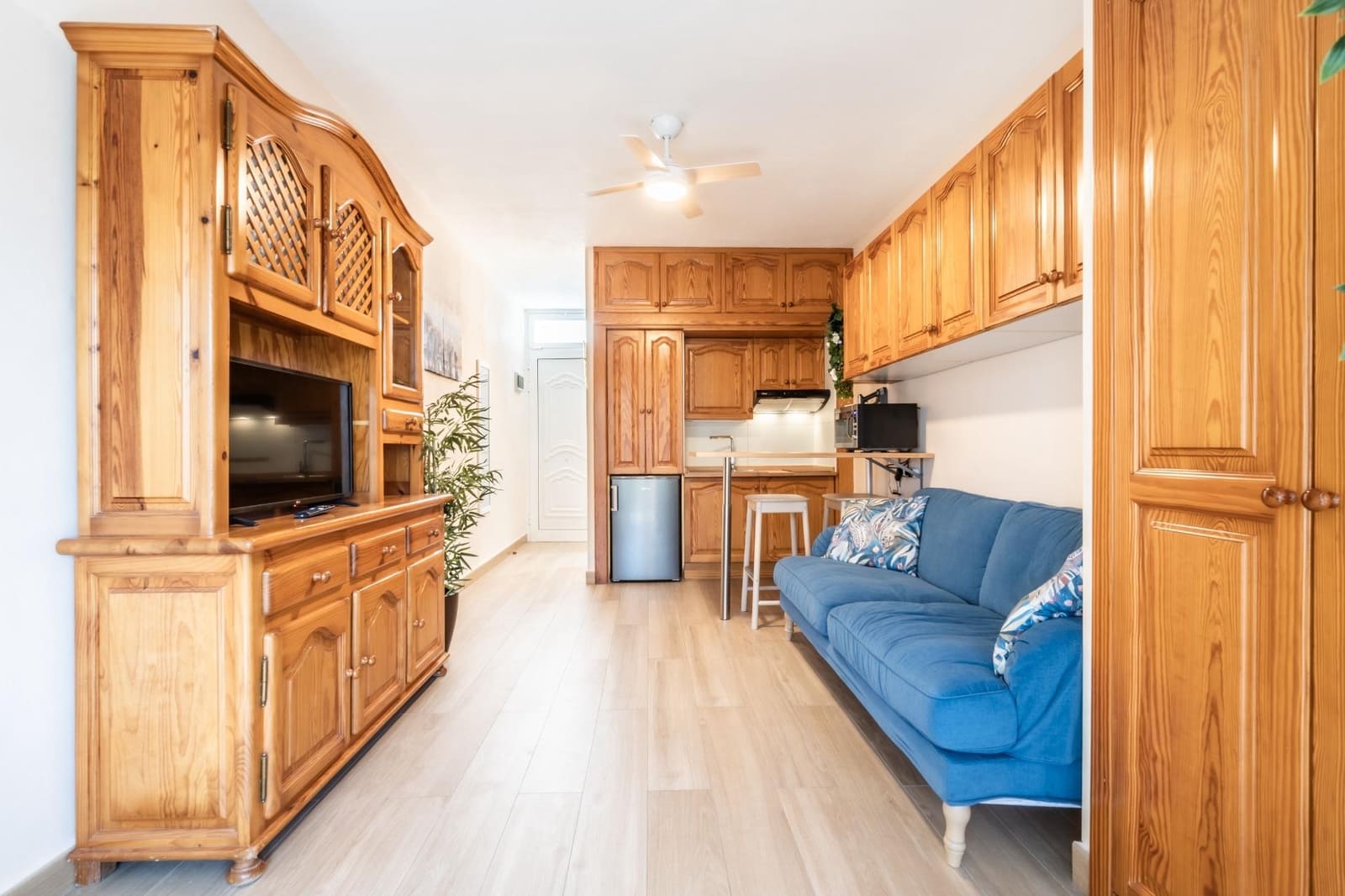 1 bedroom Studio for rent in Arona with pool - € 800 (Ref: 9732208)