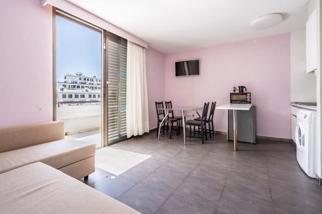 Studio for rent in Costa Adeje, Adeje with pool - € 990 (Ref: 9735665)