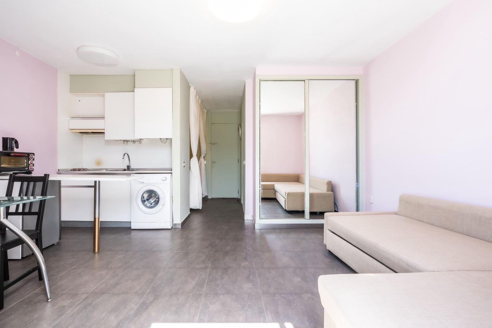 Studio for rent in Costa Adeje with pool - € 990 (Ref: 9735665)