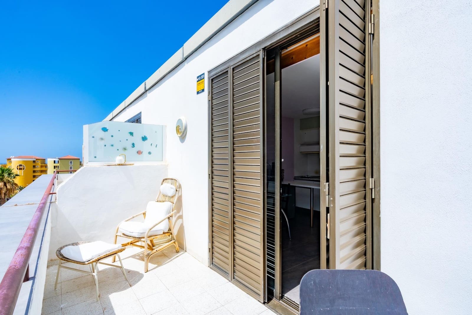 Studio for rent in Costa Adeje with pool - € 990 (Ref: 9735665)