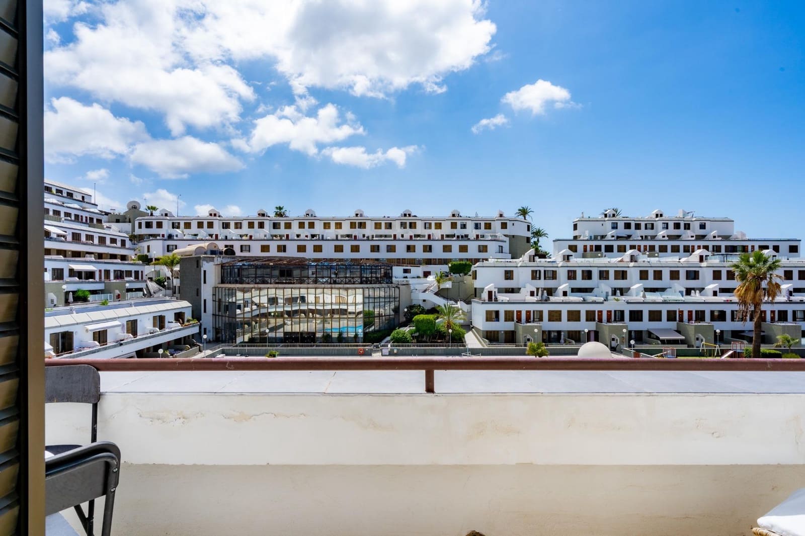 Studio for rent in Costa Adeje with pool - € 990 (Ref: 9735665)