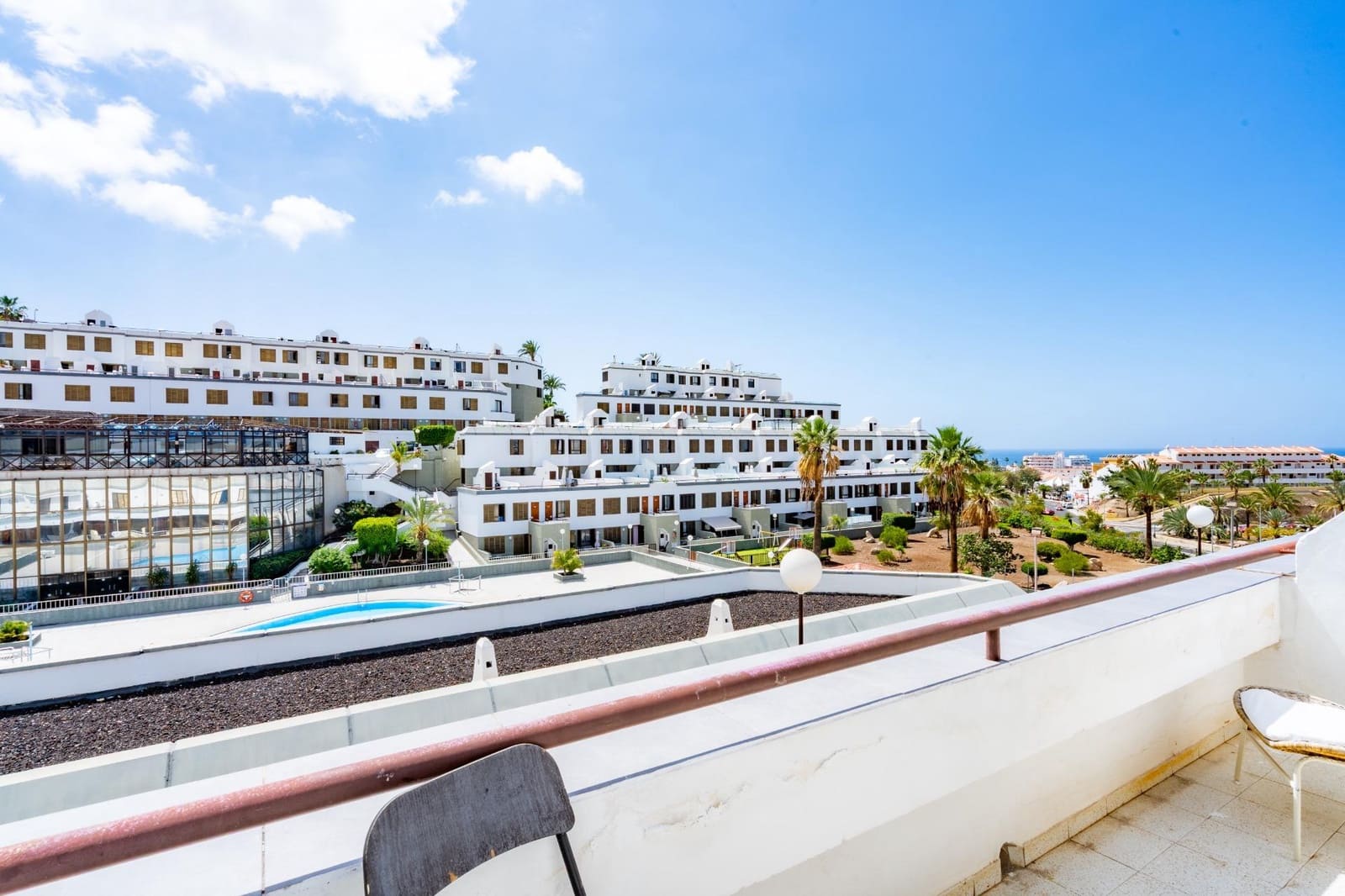 Studio for rent in Costa Adeje with pool - € 990 (Ref: 9735665)