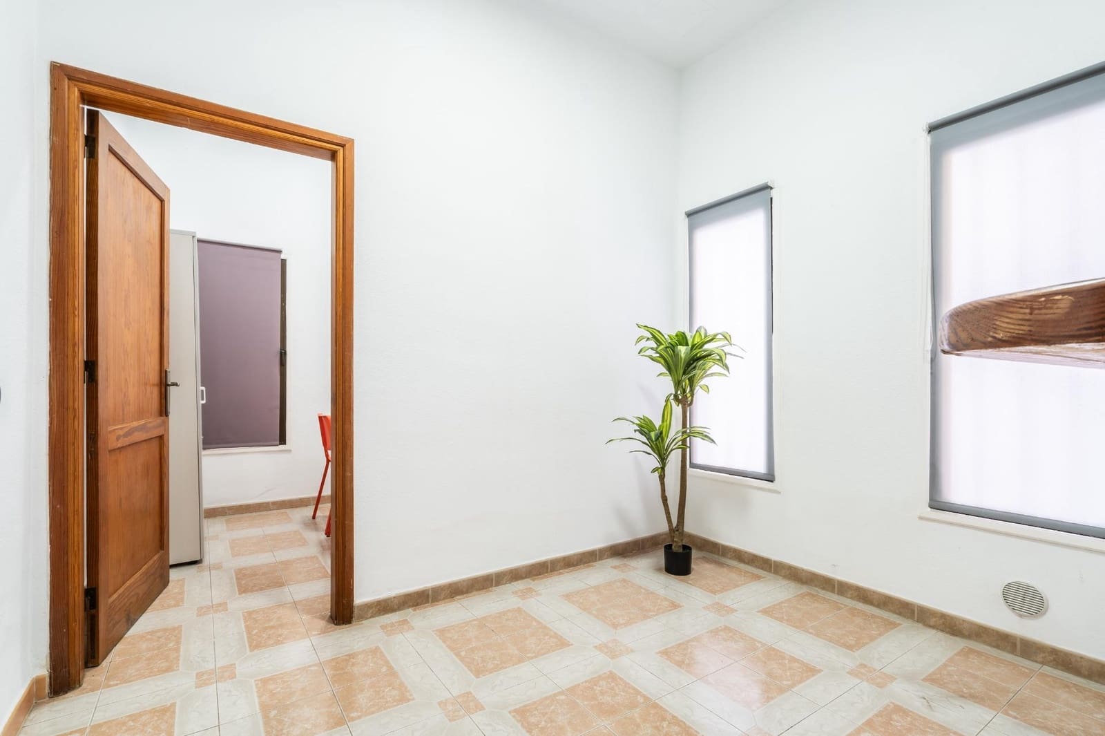 23 slaapkamer Commercieel te koop in Guargacho met garage - € 1.535.000 (Ref: 9743150)