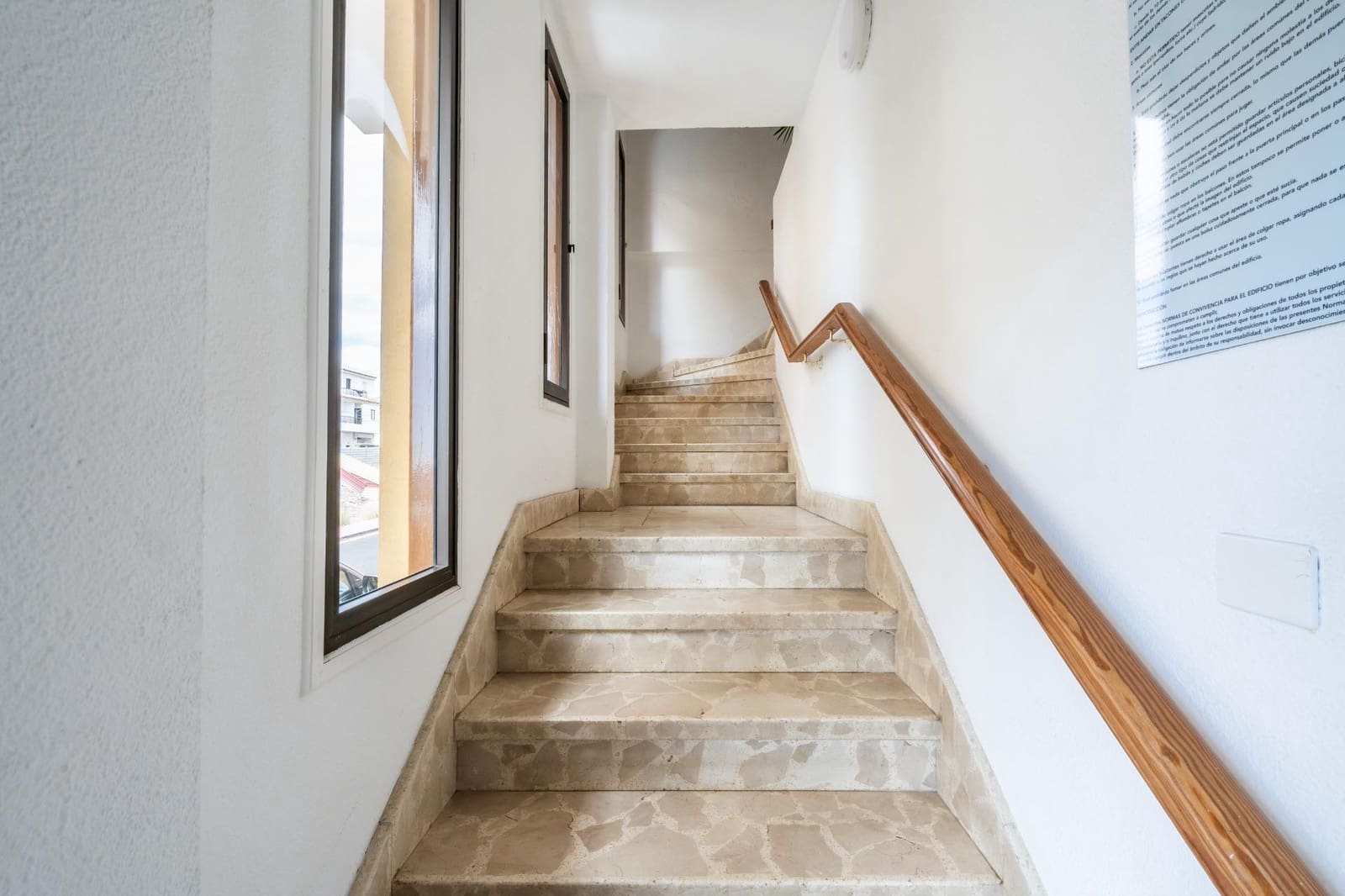 23 slaapkamer Commercieel te koop in Guargacho met garage - € 1.535.000 (Ref: 9743150)