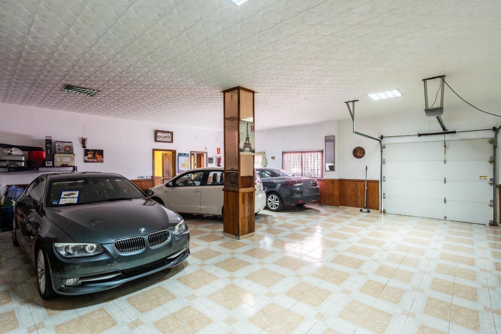 23 slaapkamer Commercieel te koop in Guargacho met garage - € 1.535.000 (Ref: 9743150)