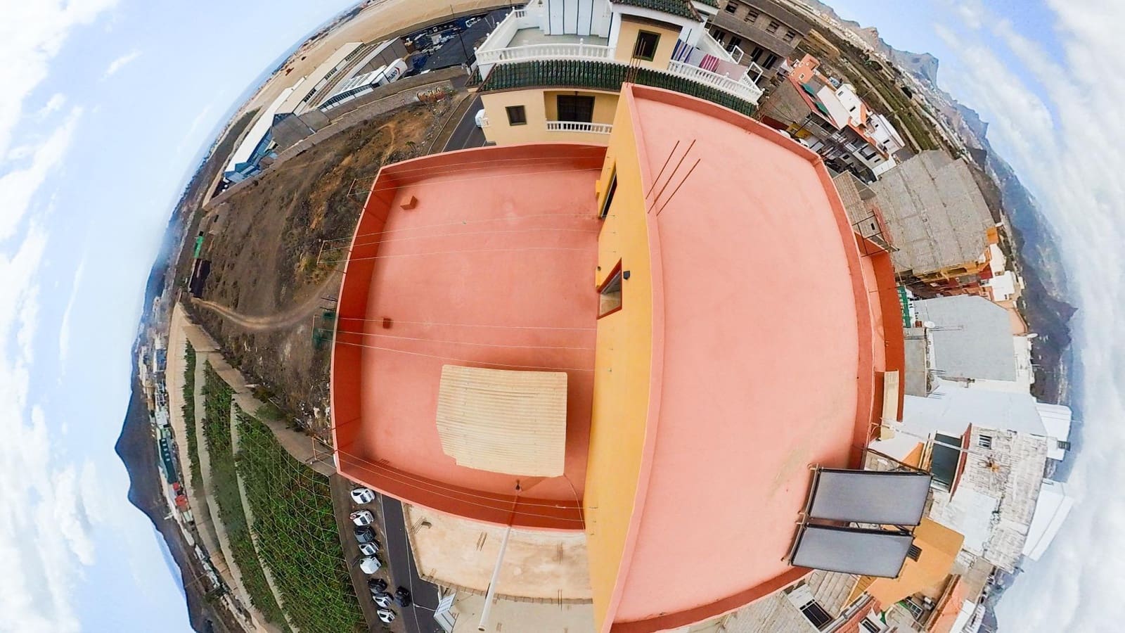 23 slaapkamer Commercieel te koop in Guargacho met garage - € 1.535.000 (Ref: 9743150)