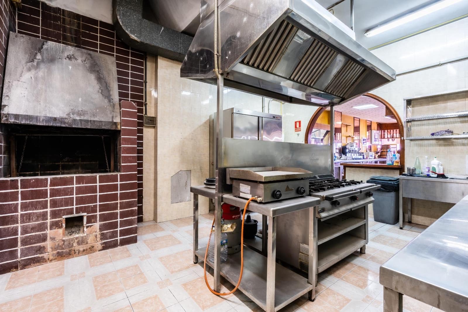 23 slaapkamer Commercieel te koop in Guargacho met garage - € 1.535.000 (Ref: 9743150)