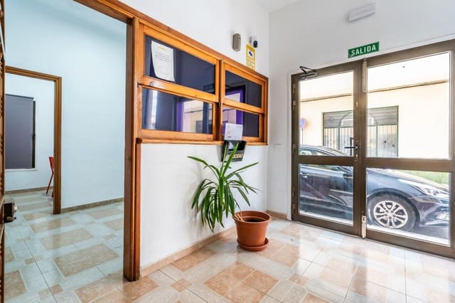 23 slaapkamer Commercieel te koop in Guargacho met garage - € 1.535.000 (Ref: 9743150)