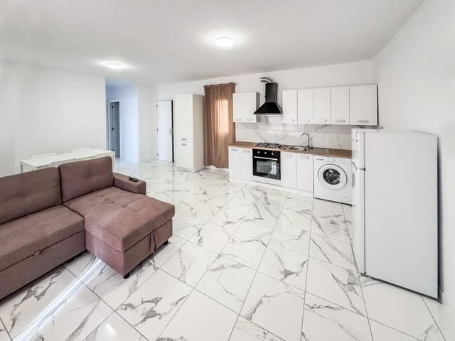 23 slaapkamer Commercieel te koop in Guargacho met garage - € 1.535.000 (Ref: 9743150)